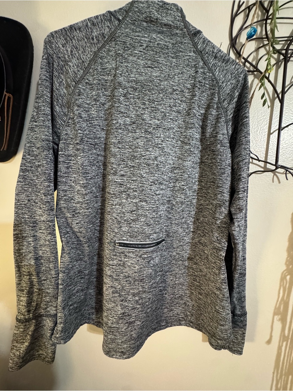Tangerine Women’s XL Heather Gray Quarter Zip Athletic Pullover - Picture 2 of 3